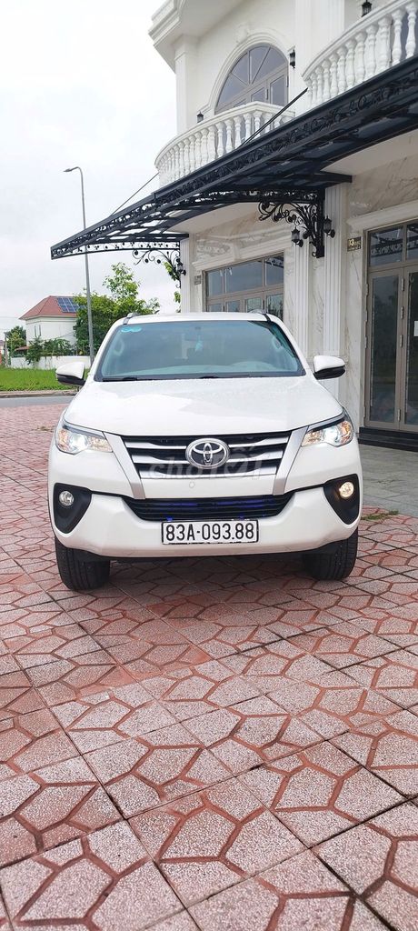 GIA ĐÌNH CẦN BÁN XE TOYOTA FORTUNER ĐỜI 2020. Mua bán Ô tô tại Thành phố Sóc Trăng Sóc Trăng được đăng bởi Du lịch Thanh Xuân hình 1