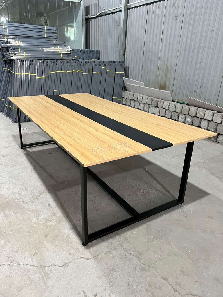 Bàn họp văn phòng dài 240x120x75cm. Mua bán Đồ dùng văn phòng tại Quận Cẩm Lệ Đà Nẵng được đăng bởi Mimon shop hình 1