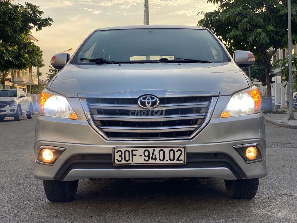 Toyota Innova 2015 J - 60000 km