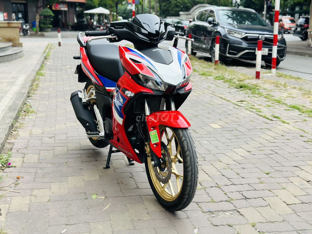 Siêu Phẩm Winner V3 chính chủ 2023 mới 99%. Mua bán Xe máy tại Quận Nam Từ Liêm Hà Nội được đăng bởi Hoàng Lan hình 2