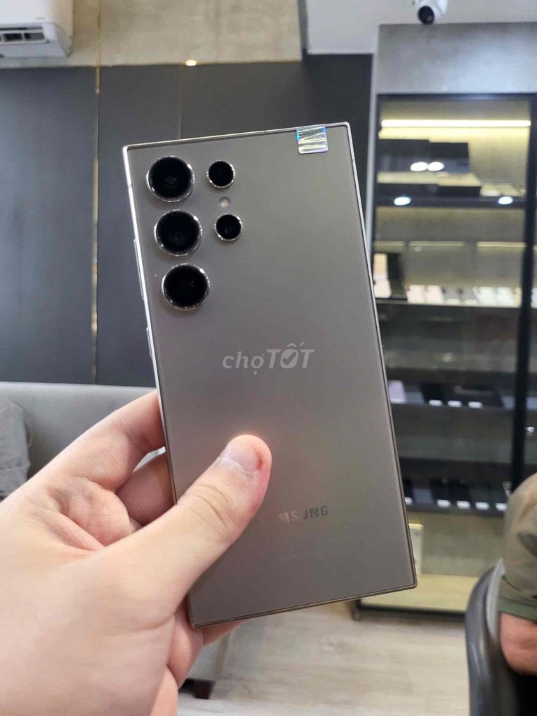 Samsung Galaxy S24 Ultra 256GB Xám 12GB. Mua bán Điện thoại tại Quận 8 Tp Hồ Chí Minh được đăng bởi TRƯỜNG MOBILE  hình 1