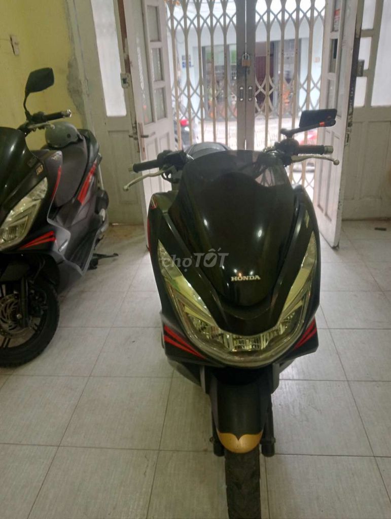 Honda PCX Đen9chủ ký