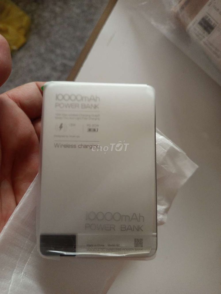 Sạc dự phòng D2 10000mAh Trắng. Mua bán Phụ kiện (Màn hình, Chuột...) tại Huyện Quảng Điền Thừa Thiên Huế được đăng bởi hàng boom lazada hình 1