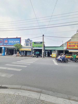 Bán nhà mặt phố phường Đông Hòa TP Dĩ An Bình Dương. Mua bán văn phòng, mặt bằng kinh doanh tại Thành phố Dĩ An Bình Dương được đăng bởi Han Tranthi