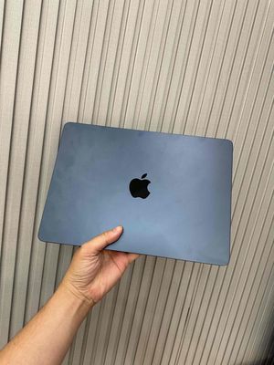 Macbook Air M2 16/256GB 13.6" 100 sạc 33L Bh 9/26