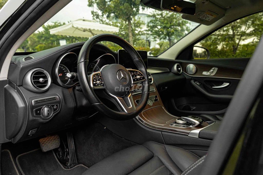 C200 Exclusive Sx 2021 màu trắng sang trọng. Mua bán Ô tô tại Quận 7 Tp Hồ Chí Minh được đăng bởi Dương Phương hình 12