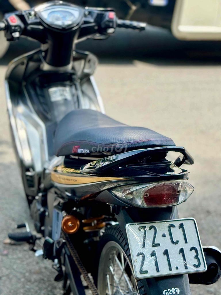 ex 135 up 2010 62sph pô êm đít zin 9c sơn xi new. Mua bán Xe máy tại Thành phố Thuận An Bình Dương được đăng bởi Đặng Nhất Huy hình 6