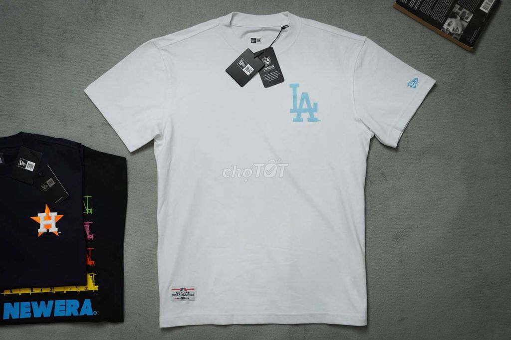 Áo thun New Era Big Paisley MLB. Mua bán Quần áo tại Thành phố Buôn Ma Thuột Đắk Lắk được đăng bởi Urban Silver hình 1