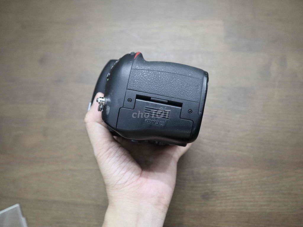 Máy ảnh Nikon D600