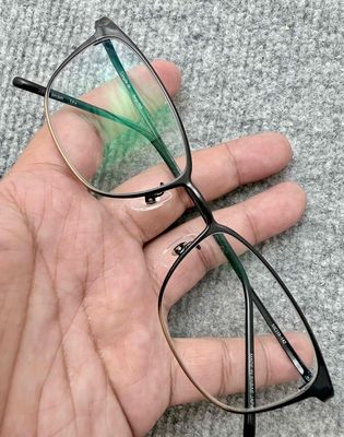 Gọng kính Simple(nội địa Nhật). Mua bán Phụ kiện thời trang khác tại Quận Phú Nhuận Tp Hồ Chí Minh được đăng bởi ĐẠI NGUYỄN