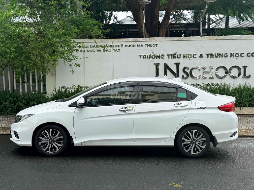 Honda City 2018 1.5 TOP 1 Chủ Mua Mới. Mua bán Ô tô tại Thành phố Buôn Ma Thuột Đắk Lắk được đăng bởi Nguyễn duy dương hình 3