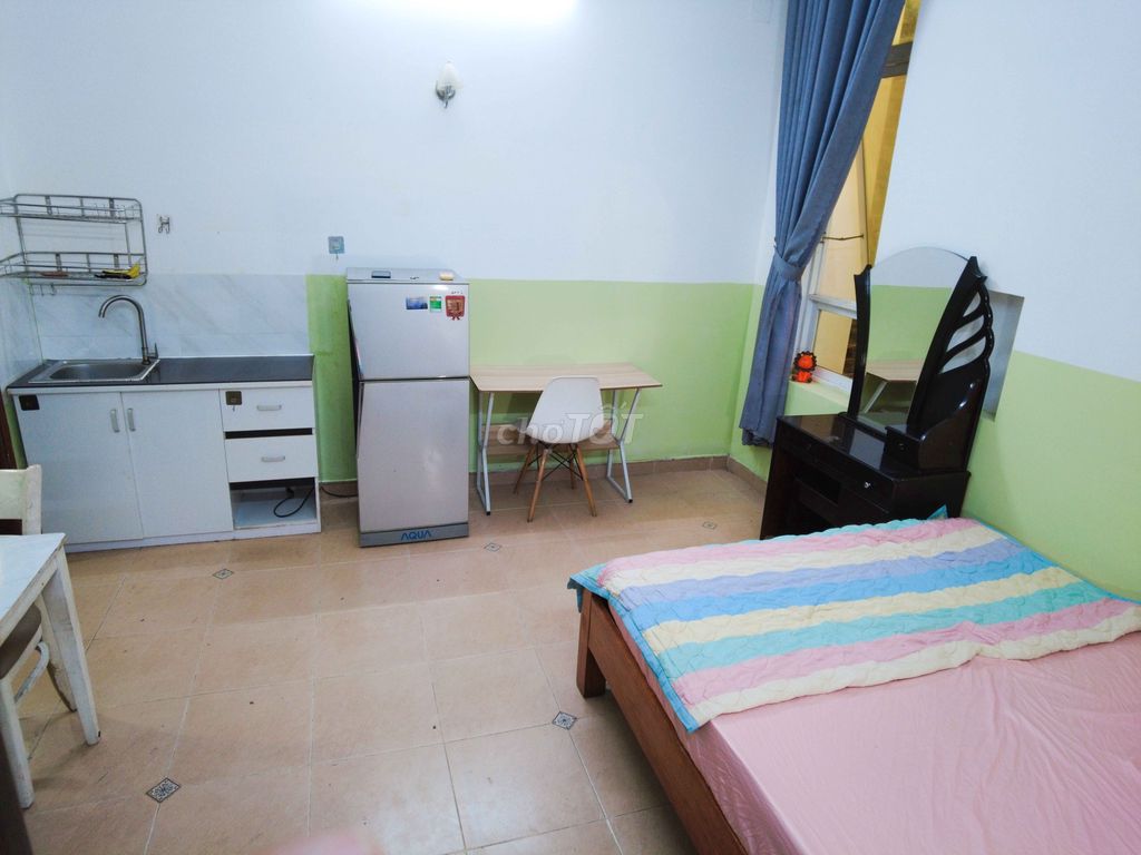CHDV 25M2 full nội thất. Nhà mặt tiền gần ETOWN, K300 Tân Bình.