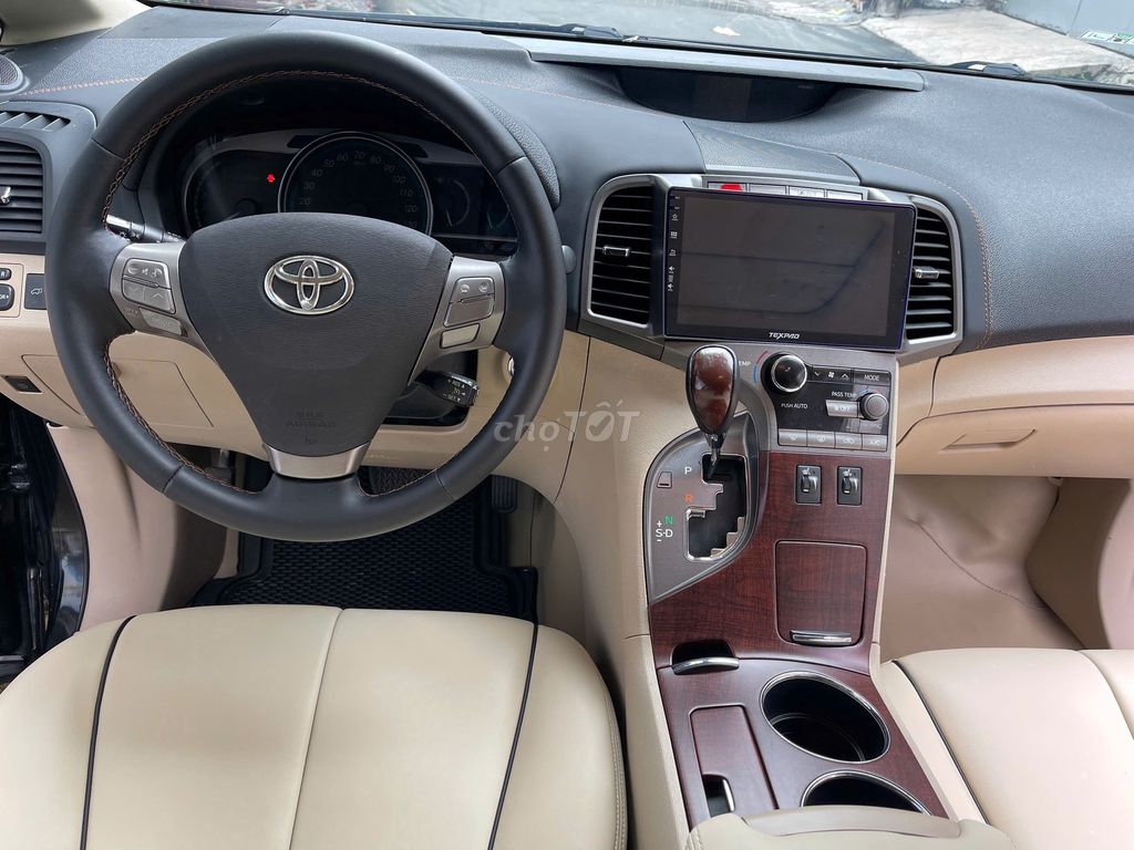 Venza 2.7 có rada , bản full nhất , rất đẹp. Mua bán Ô tô tại Quận 11 Tp Hồ Chí Minh được đăng bởi Phutungotoson hình 16