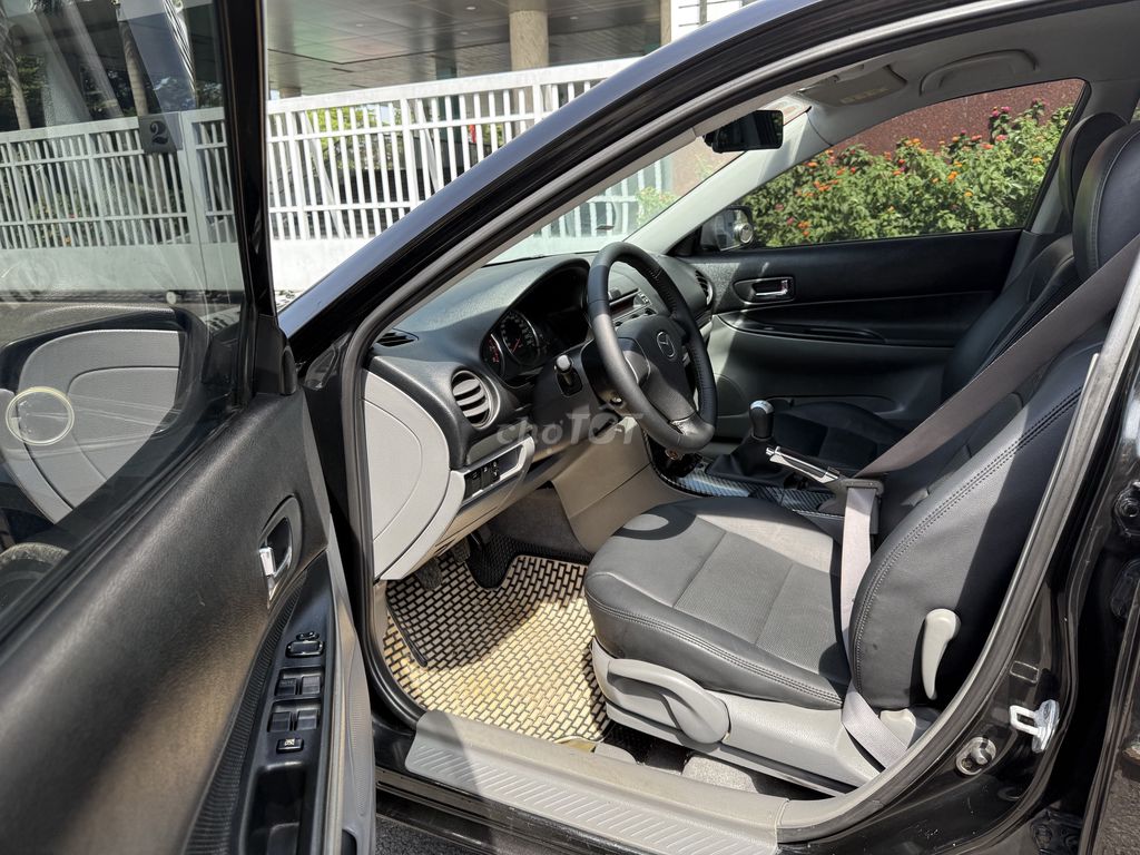 Cần bán Mazda-6 2.0 MT xe rất đẹp máy êm lạnh buốt. Mua bán Ô tô tại Quận Tân Bình Tp Hồ Chí Minh được đăng bởi Minh Đức hình 5