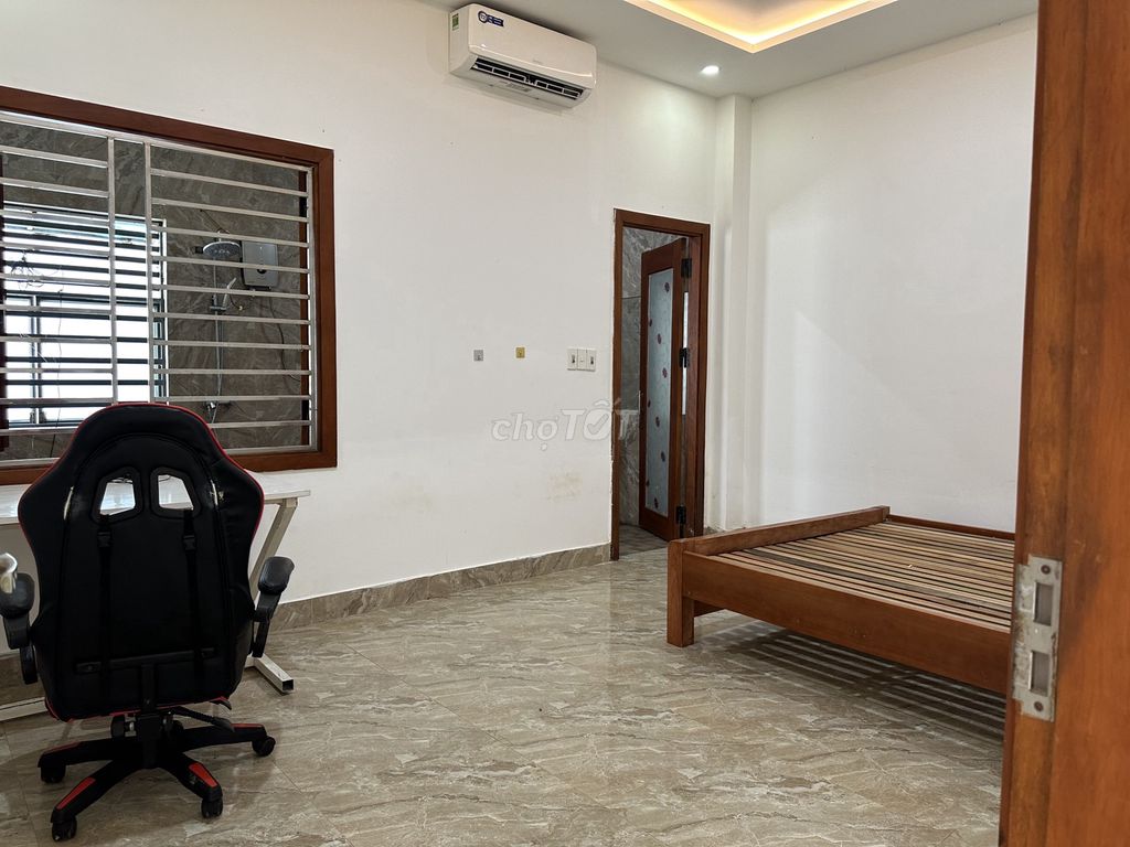 Rent · 3 bd · 100 м² · Quận Liên Chiểu, ул. Đường Phùng Chí Kiên