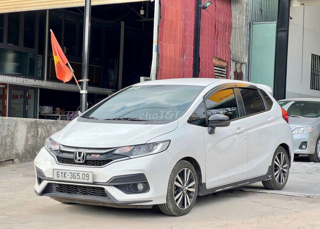 Honda Jazz RS 2018 1.5AT 38000 km. Mua bán Ô tô tại Thành phố Thủ Đức Tp Hồ Chí Minh được đăng bởi BÌNH VÌNH PHÚ CHUYÊN XE LƯỚT BAO TEST HÃNG  hình 2
