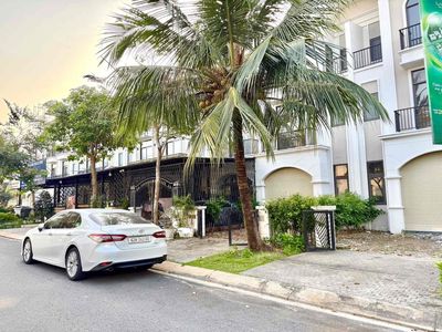 Mở bán *** 1 suất trục đường chính Lavilla ngay Aeon Tân An
