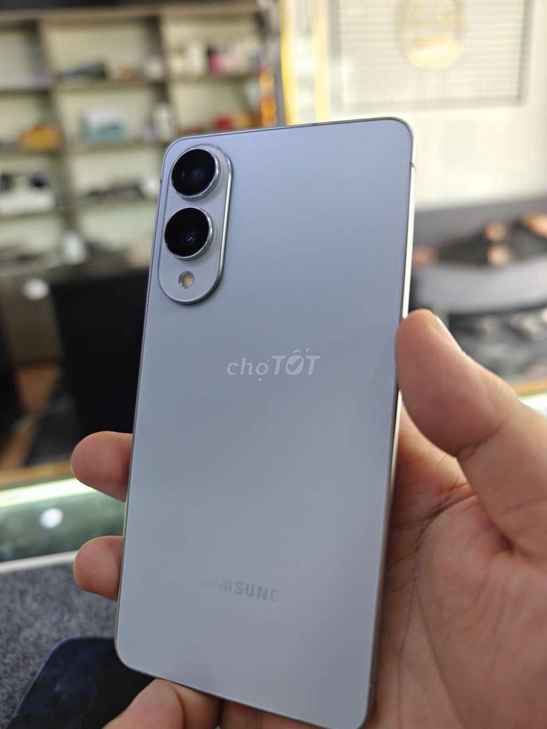 Samsung Galaxy S25 Edge 256GB Xám. Mua bán Điện thoại tại Thành phố Vĩnh Long Vĩnh Long được đăng bởi Nguyễn Anh Tuấn  hình 1