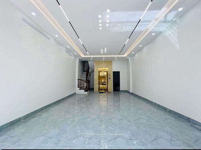 Townhouse 42 m² · 3 bed · Đường Xuân Đỉnh