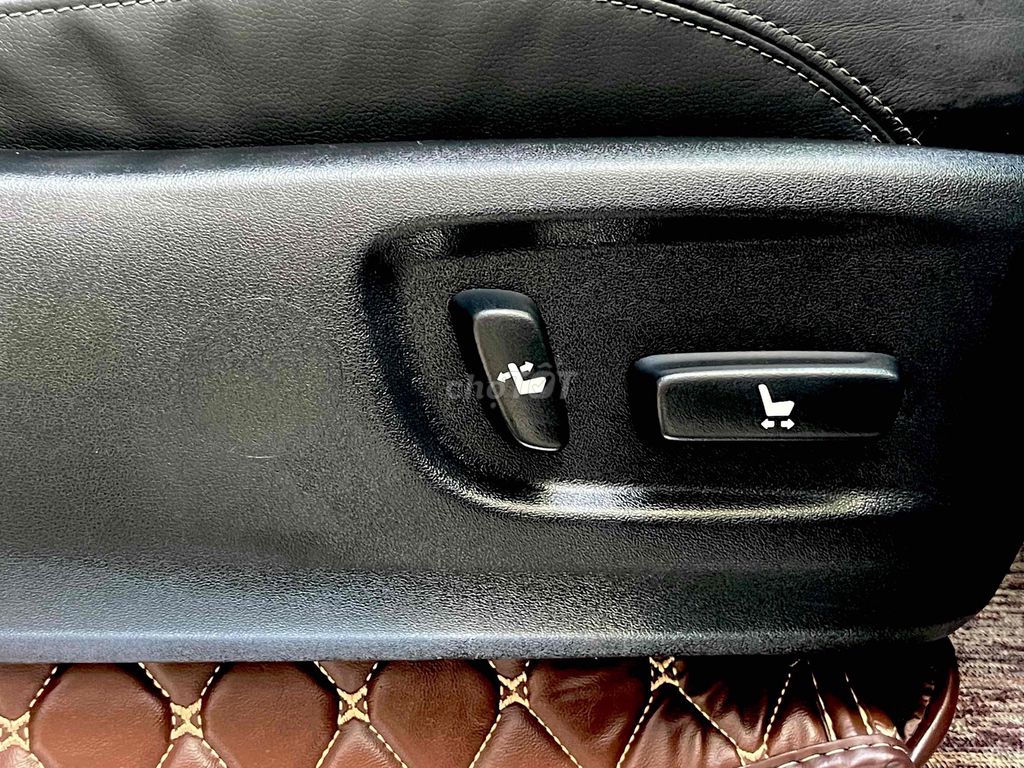 Toyota Land Cruiser Prado MoDe 2018 trùm mền -41.K. Mua bán Ô tô tại Quận 4 Tp Hồ Chí Minh được đăng bởi A Linh  hình 15