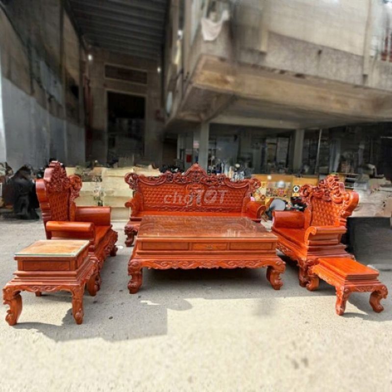 Bộ Bàn Ghế Gỗ Tự Nhiên Hoàng Gia. Mua bán Bàn ghế tại Huyện Nhà Bè Tp Hồ Chí Minh được đăng bởi Tổng Kho Nội Thất Hải Đăng hình 1
