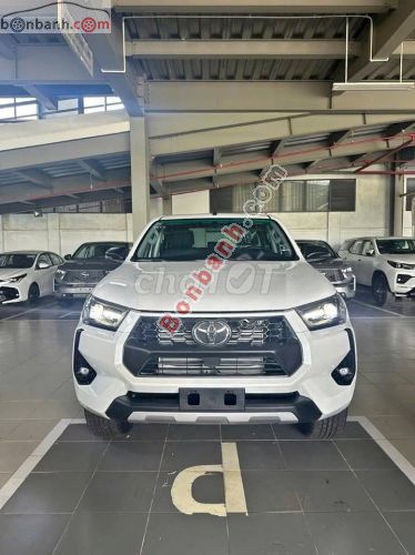 Toyota Hilux 2.4L 4x2 AT 2025. Mua bán Ô tô tại Quận Hoàng Mai Hà Nội được đăng bởi Khánh hình 4