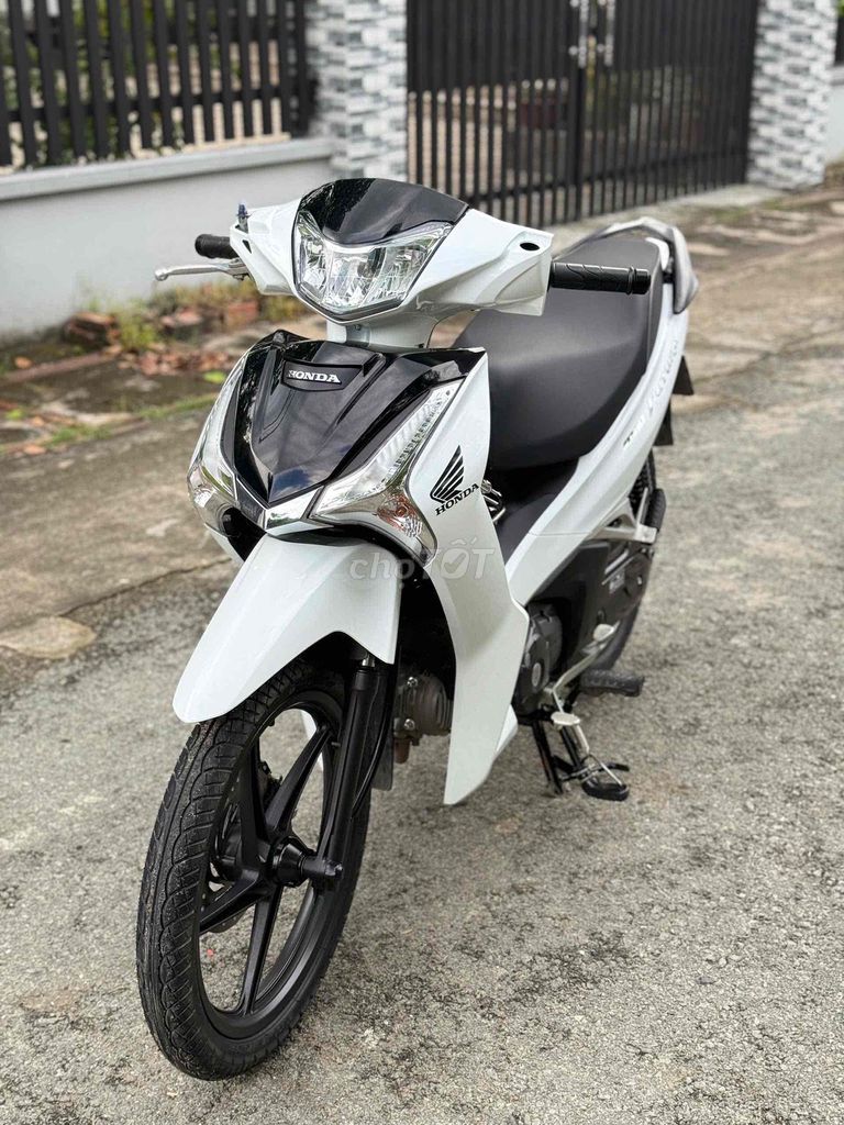 futrue 2025 bstp chính chủ odo 2 ngàn cây. Mua bán Xe máy tại Huyện Củ Chi Tp Hồ Chí Minh được đăng bởi HuỳnhLâm Bổn hình 15