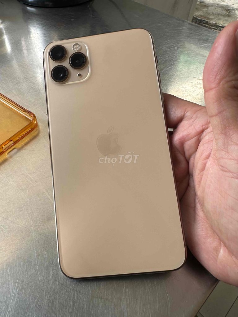 Apple iPhone 11 Pro Max 64GB Vàng. Mua bán Điện thoại tại Quận Ninh Kiều Cần Thơ được đăng bởi mít mít hình 1