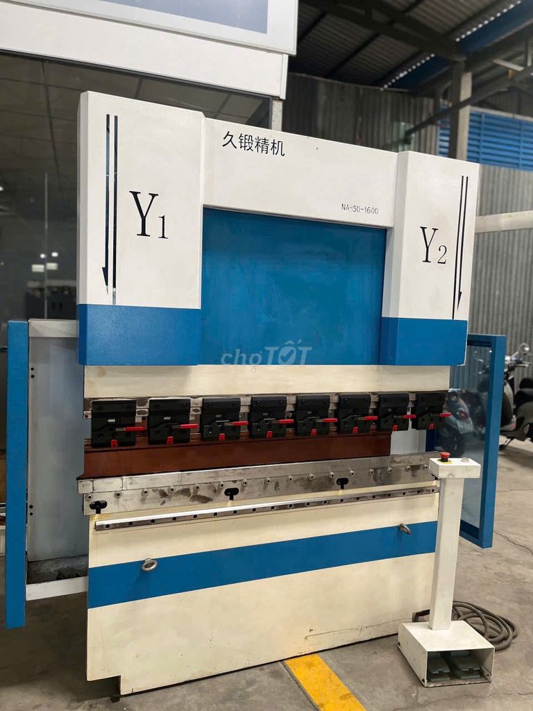Máy chấn CNC NA-50-1600 Thanh lý. Mua bán Đồ chuyên dụng, Giống nuôi trồng tại Thành phố Dĩ An Bình Dương được đăng bởi Quách Diệu My hình 1