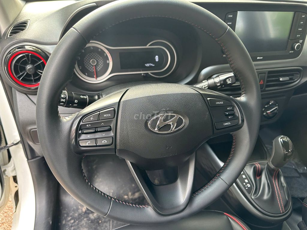 Bán Hyundai Grand i10 2022. Mua bán Ô tô tại Thành phố Vinh Nghệ An được đăng bởi Chị Hoa hình 5