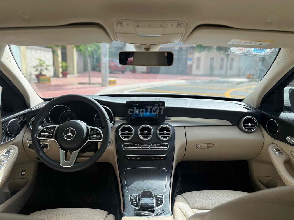 Mercedes Benz C200 Facelift model 2019. Mua bán Ô tô tại Quận 8 Tp Hồ Chí Minh được đăng bởi Khoa nguyễn hình 13