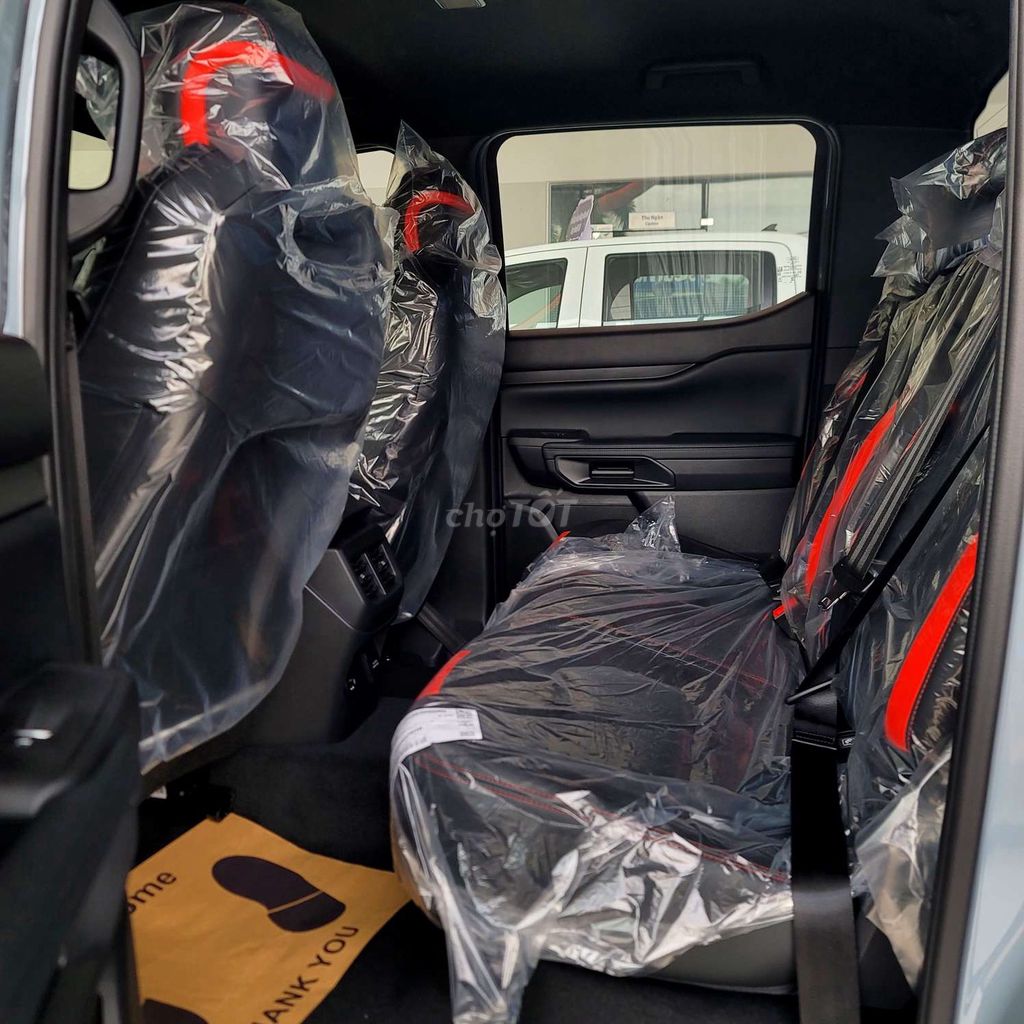 Ford Raptor 2025 Bán tải Xám. Mua bán Ô tô tại Huyện Định Quán Đồng Nai được đăng bởi Ford Long Khánh hình 9