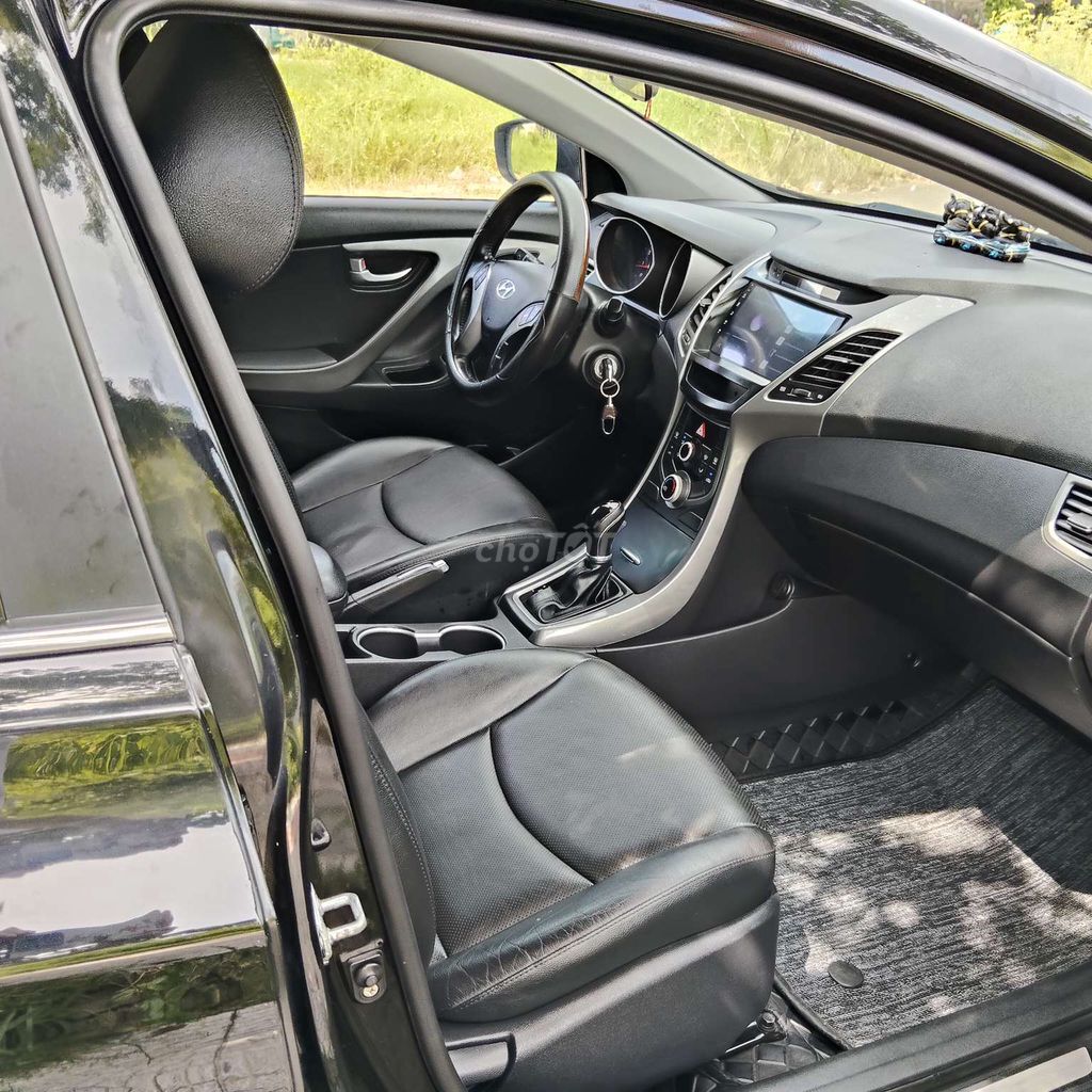 Bán xe Hyundai Elantra 2014 nhập khẩu. Mua bán Ô tô tại Quận Hải Châu Đà Nẵng được đăng bởi Ý ĐNg hình 9