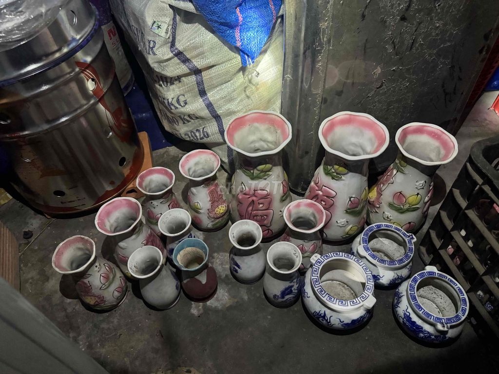 Bình hoa. Mua bán Cây cảnh, đồ trang trí tại Quận Bình Tân Tp Hồ Chí Minh được đăng bởi Tăng Hên  hình 1