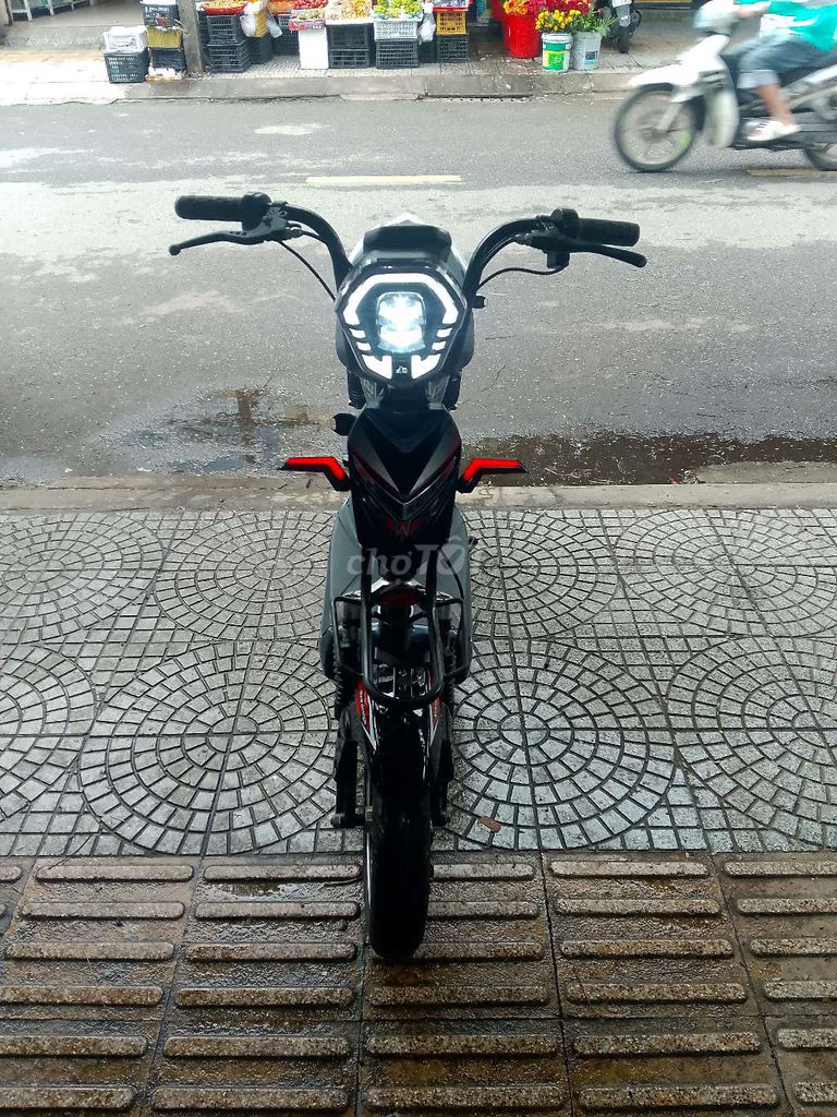 Xe đạp điện màu xanh đẹp 133m chạy ngon.. Mua bán Xe điện tại Quận Sơn Trà Đà Nẵng được đăng bởi Nguyễn thái hoài hình 1
