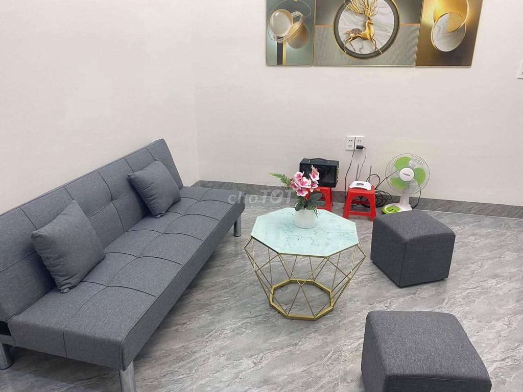 Ghế sofa vải xám hiện đại. Mua bán Bàn ghế tại Thành phố Dĩ An Bình Dương được đăng bởi Nguyen hoai thương  hình 1