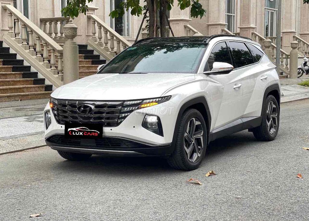 TUCSON TURBO - SX: 2023 - Full Lịch Sử- Chuẩn Odo. Mua bán Ô tô tại Thành phố Thủ Đức Tp Hồ Chí Minh được đăng bởi LuxCars Siêu Thị Ô Tô Lướt Sài Gòn hình 1