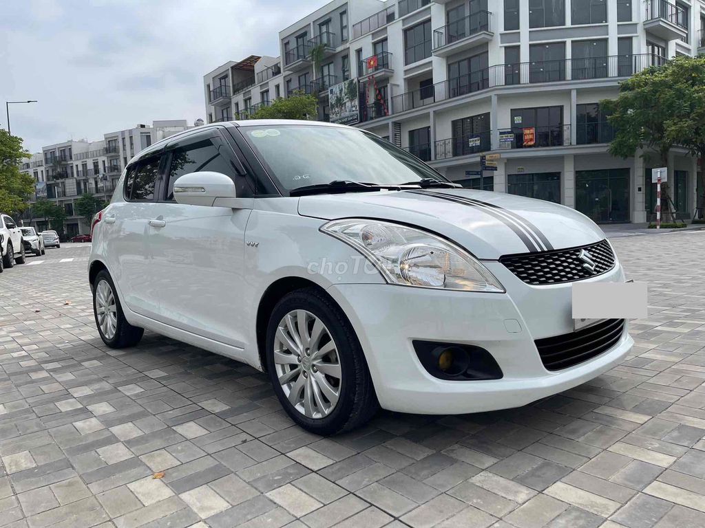 cần bán Suzuki swift 2016 AT xe đẹp xuất sắc. Mua bán Ô tô tại Quận Hoàng Mai Hà Nội được đăng bởi tran duc khien hình 2