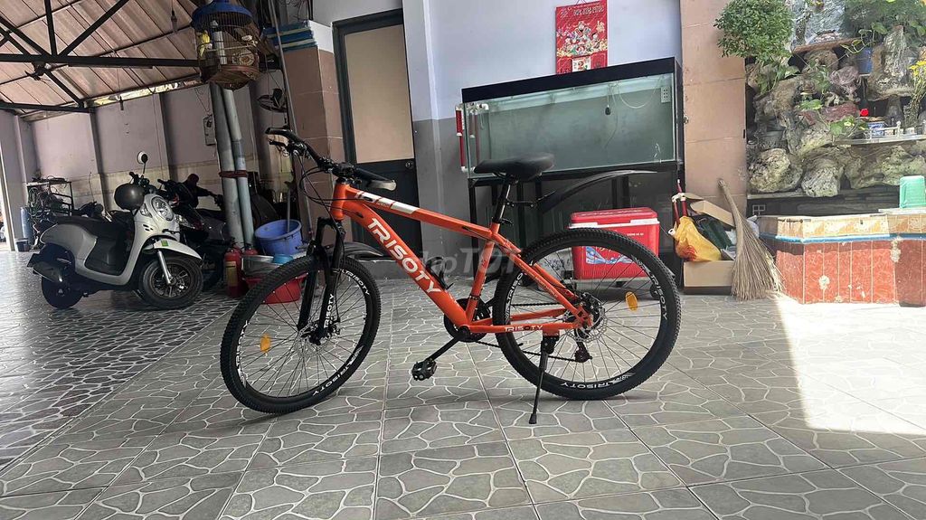 xe mua mới được 2 ngày cần bán