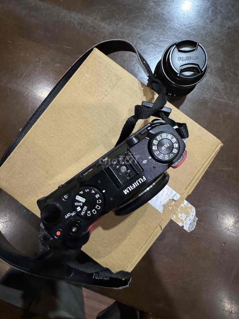 Xm5 đẹp full box kèm 3 pin và sạc đôi. Mua bán Máy ảnh, Máy quay tại Quận Hà Đông Hà Nội được đăng bởi Dũng hình 1