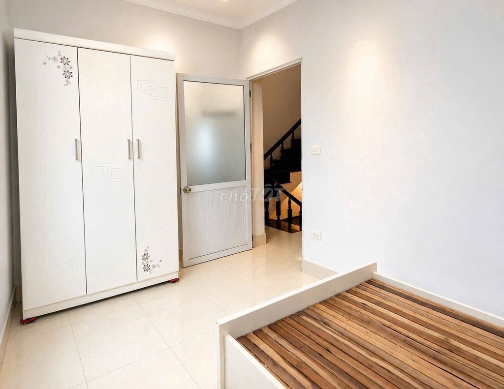 Cho thuê nhà nguyên căn phố Trích Sài, 55m 4 tầng đủ đồ chỉ 15 triệu - ảnh 5