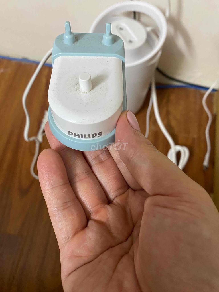 Sạc bàn chải điện Philips Sonicare tặng bàn chải. Mua bán Thiết bị vệ sinh, nhà tắm tại Quận Ba Đình Hà Nội được đăng bởi Hien Nguyen hình 1