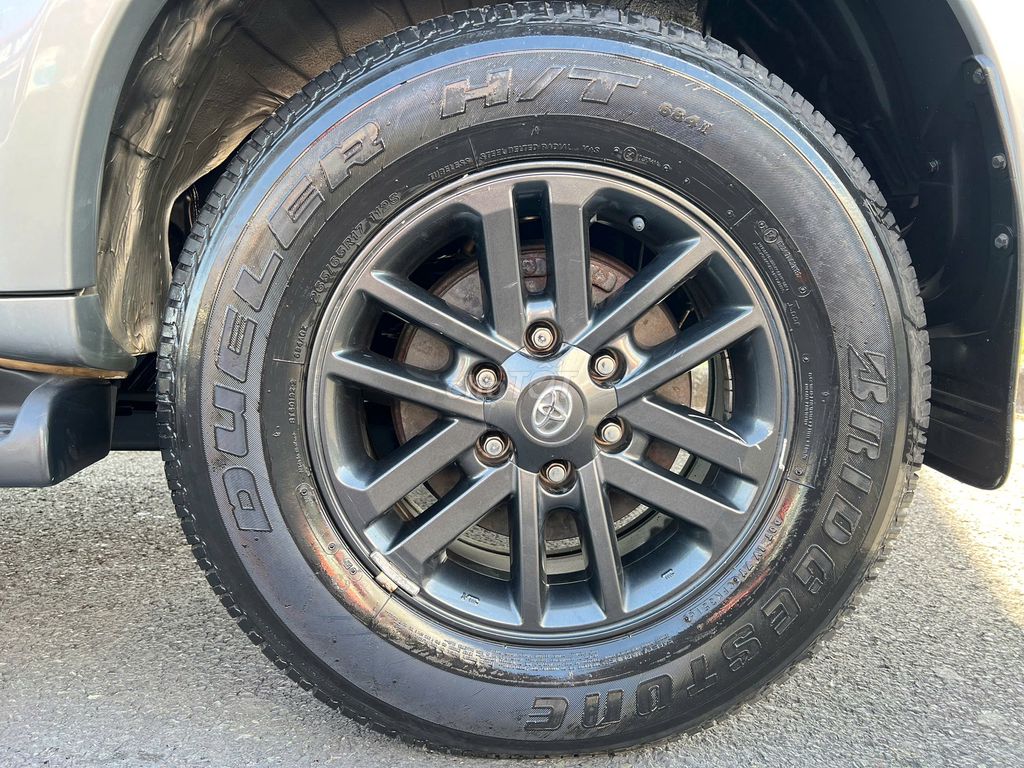 Toyota Fortuner 2016 2.7V 4X2 AT - 89536 km. Mua bán Ô tô tại Thành phố Thủ Đức Tp Hồ Chí Minh được đăng bởi Đại Lý Toyota Chính hãng  hình 13