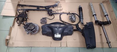 Phụ tùng lead 110 giá rẻ