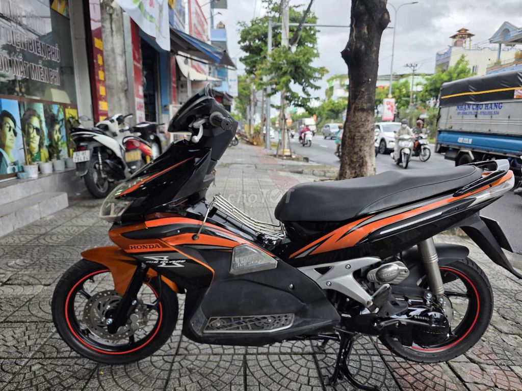 Honda ab 2009 ZIN ÊM .ĐẸP KENG. Mua bán Xe máy tại Quận Liên Chiểu Đà Nẵng được đăng bởi TRẦN QUỐC THANH hình 5