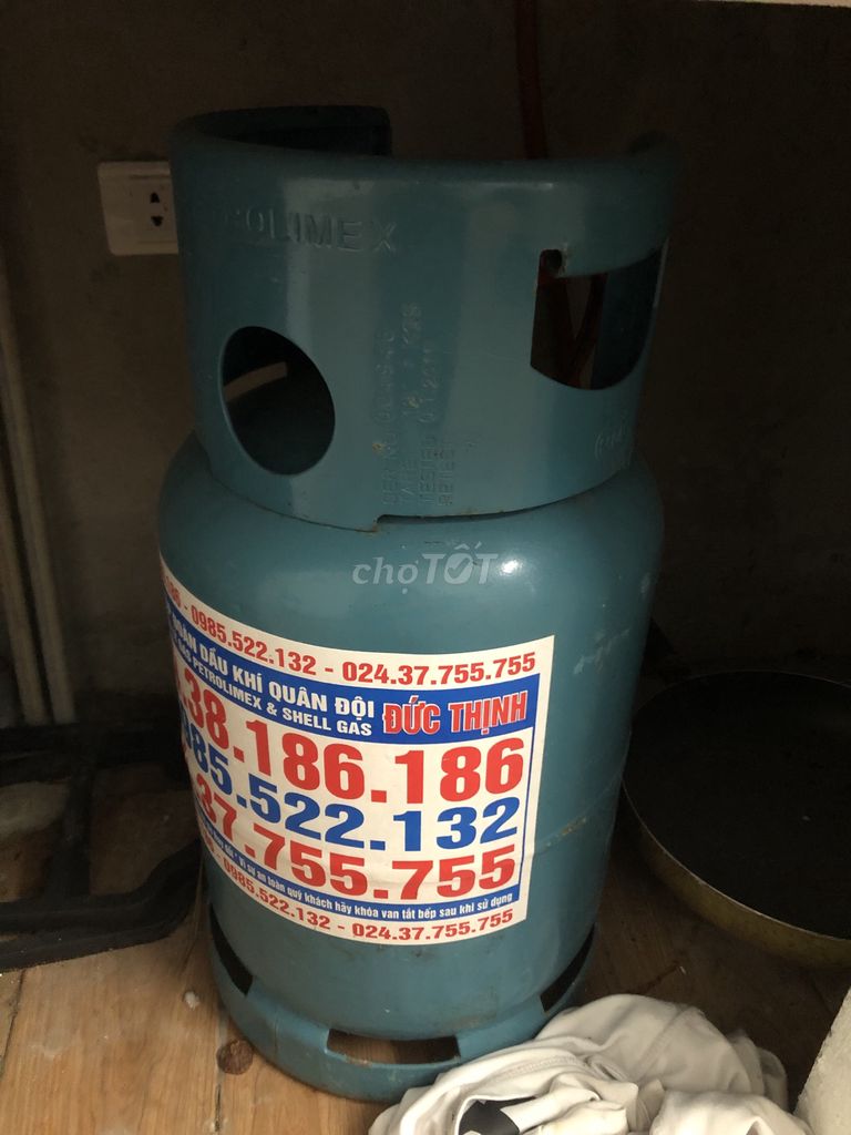 Bếp gas + bình gas Petrolimex đang còn nhiều