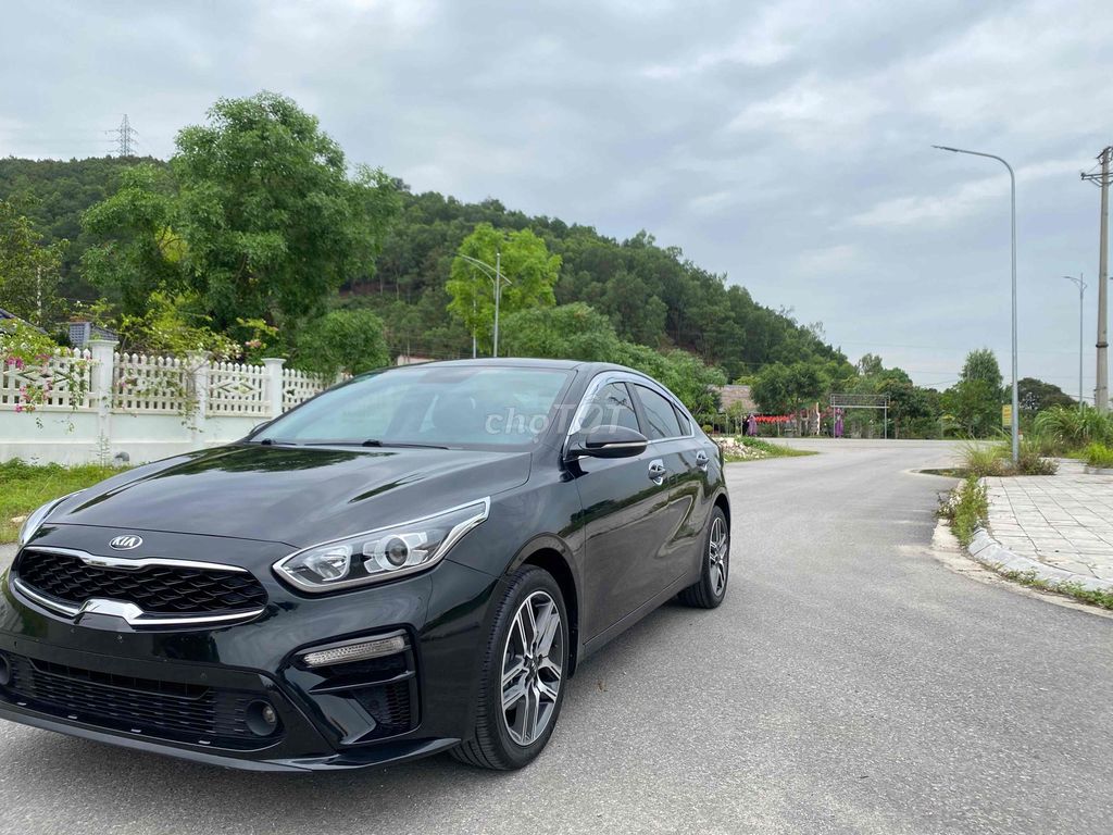 Kia Cerato 2019 1.6 AT Luxury - 69000 km. Mua bán Ô tô tại Huyện Hà Trung Thanh Hóa được đăng bởi OTO CŨ PHƯƠNG NAM hình 1