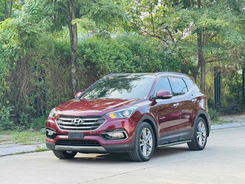 Hyundai SantaFe Premium 2.2D 4x4 sản xuất 2018. Mua bán Ô tô tại Quận Hà Đông Hà Nội được đăng bởi A Huan  hình 2