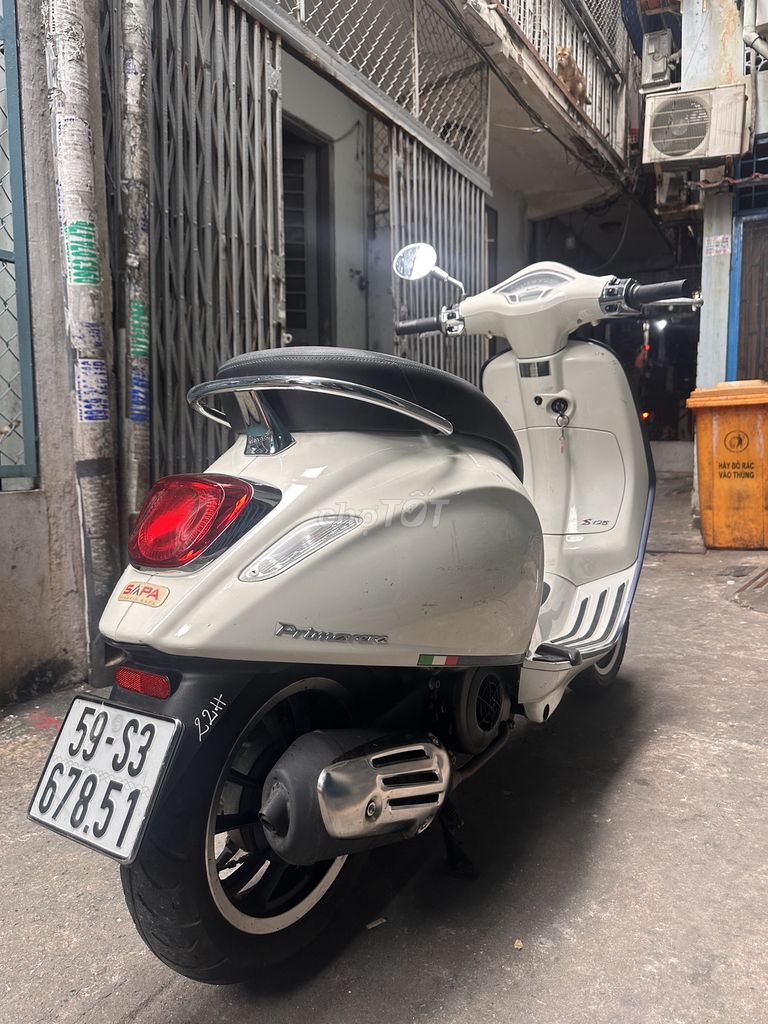 Piaggio Vespa Primavera 2022 Trắng. Mua bán Xe máy tại Quận 3 Tp Hồ Chí Minh được đăng bởi Lam hình 8