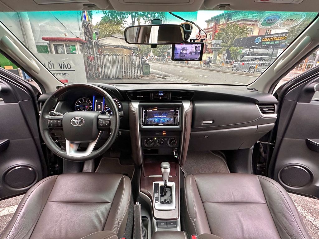 Fortuner 2019 2.4G AT - 115,000 km - Còn Giảm. Mua bán Ô tô tại Quận Gò Vấp Tp Hồ Chí Minh được đăng bởi Vũ Phong Toyota Sure Xe Cũ Chính Hãng hình 6